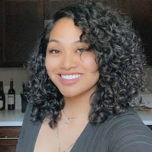 Meet your Posher, Sharolyn